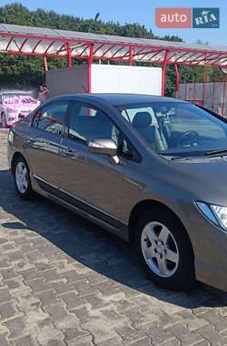 Седан Honda Civic 2007 в Луцке