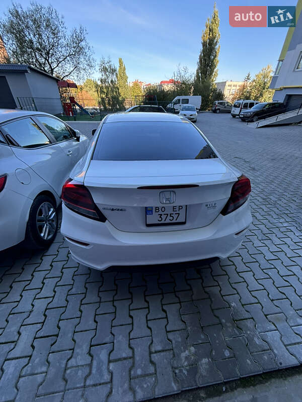 Купе Honda Civic 2015 в Тернополе
