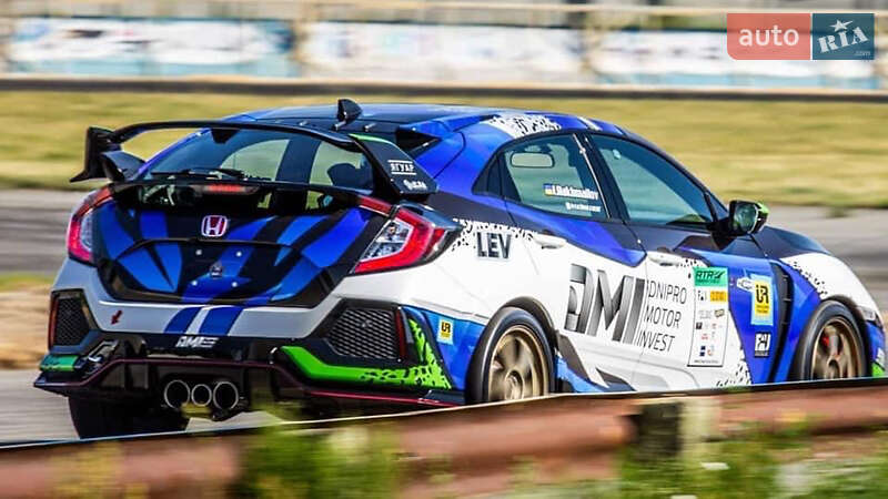 Седан Honda Civic 2017 в Киеве фото 22 Седан Honda Civic 2017 в Киеве