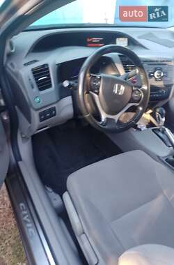 Седан Honda Civic 2012 в 