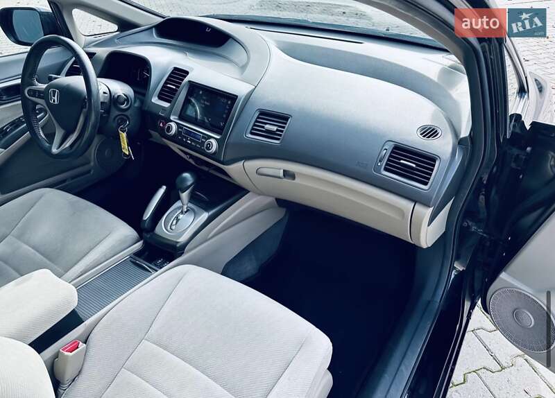 Седан Honda Civic 2010 в Житомирі