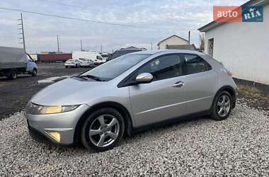 Хетчбек Honda Civic 2006 в Полтаві