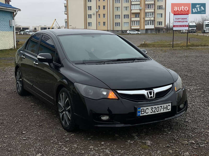 Седан Honda Civic 2009 в Львове