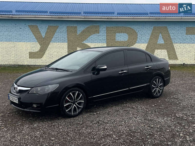 Седан Honda Civic 2009 в Львове