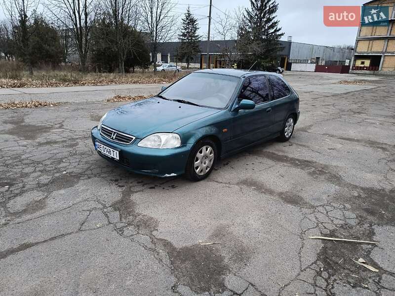 Хетчбек Honda Civic 1999 в Кривому Розі