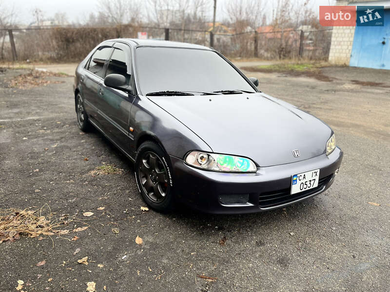 Седан Honda Civic 1993 в Мироновке