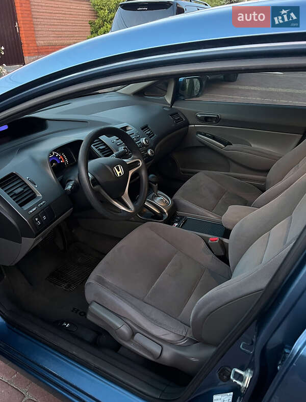 Седан Honda Civic 2007 в Киеве