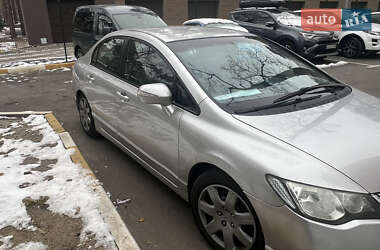 Седан Honda Civic 2008 в Ізюмі