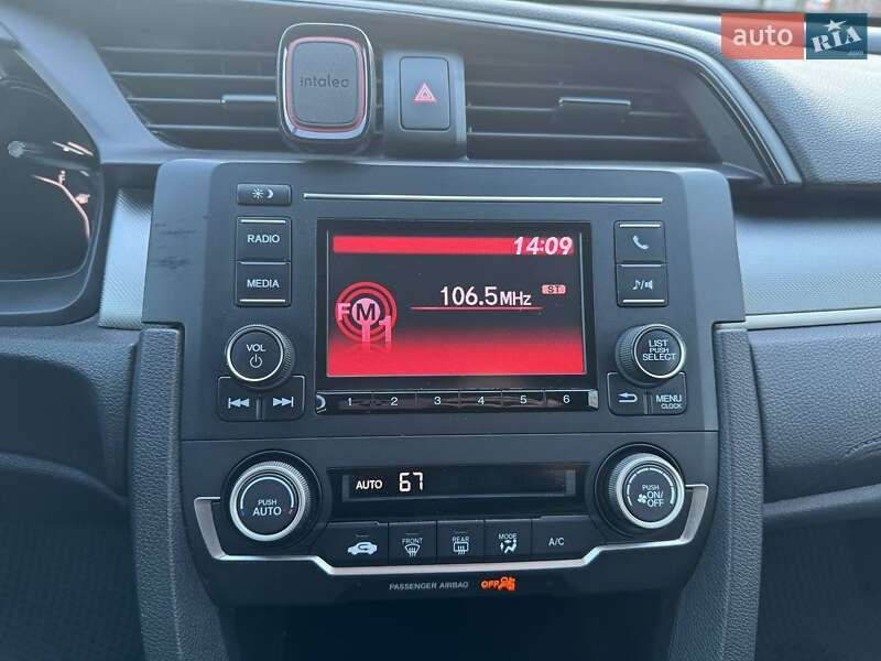 Седан Honda Civic 2018 в Києві