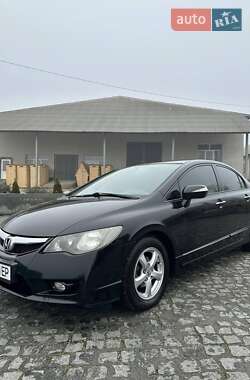 Седан Honda Civic 2009 в Кельменцях