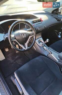 Хетчбек Honda Civic 2008 в Запоріжжі