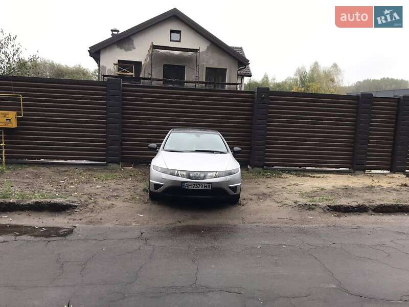 Хэтчбек Honda Civic 2006 в Житомире фото 7 Хэтчбек Honda Civic 2006 в Житомире