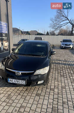 Седан Honda Civic 2006 в Днепре