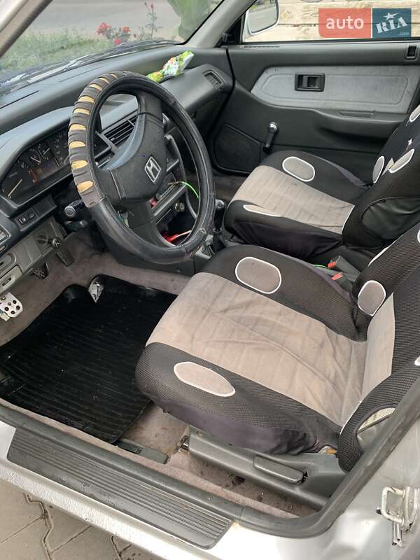 Седан Honda Civic 1988 в Одесі