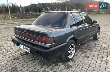 Седан Honda Civic 1990 в Надворной