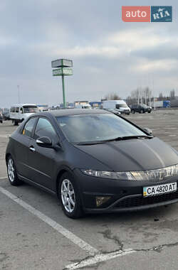 Хэтчбек Honda Civic 2006 в Киеве