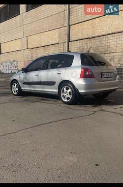 Хэтчбек Honda Civic 2001 в Кривом Роге