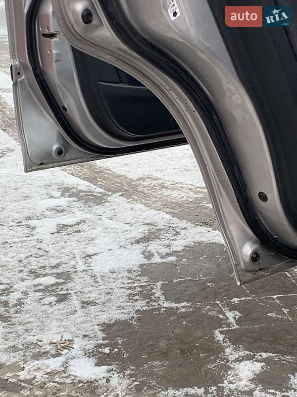 Ліфтбек Honda Civic 1999 в Бродах