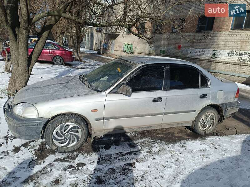 Седан Honda Civic 1998 в Кропивницком