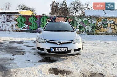 Седан Honda Civic 2007 в Харькове