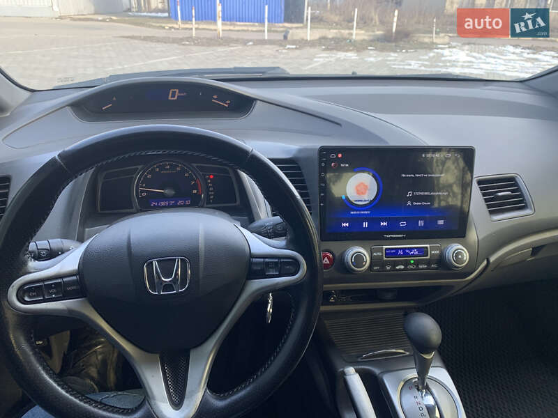 Седан Honda Civic 2007 в Апостоловому