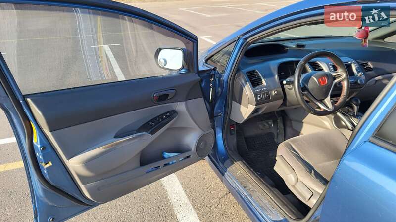 Седан Honda Civic 2007 в Львові