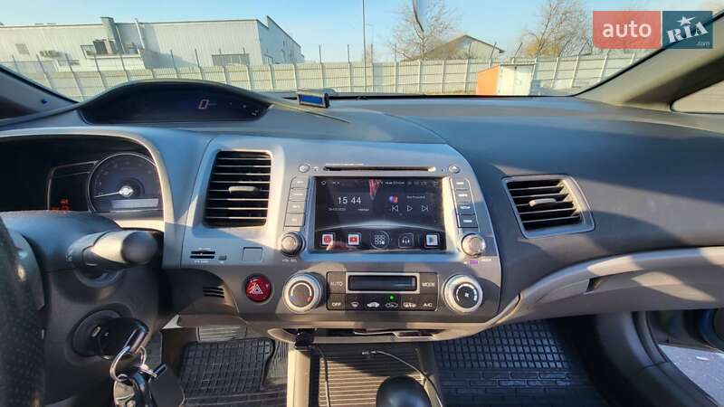 Седан Honda Civic 2007 в Львові