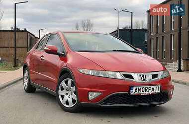 Хэтчбек Honda Civic 2008 в Чернигове