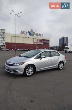 Седан Honda Civic 2011 в Киеве