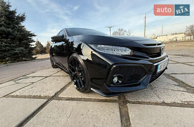 Хэтчбек Honda Civic 2017 в Харькове