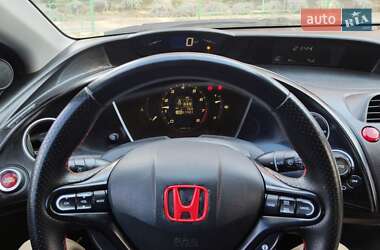 Хетчбек Honda Civic 2006 в 