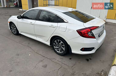 Хетчбек Honda Civic 2018 в 