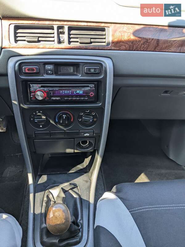 Хэтчбек Honda Civic 1996 в Одессе