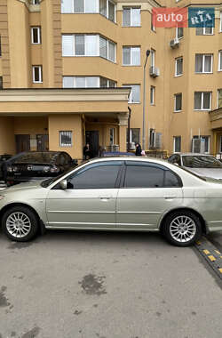 Седан Honda Civic 2005 в 