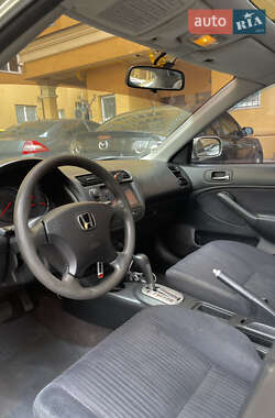 Седан Honda Civic 2005 в 