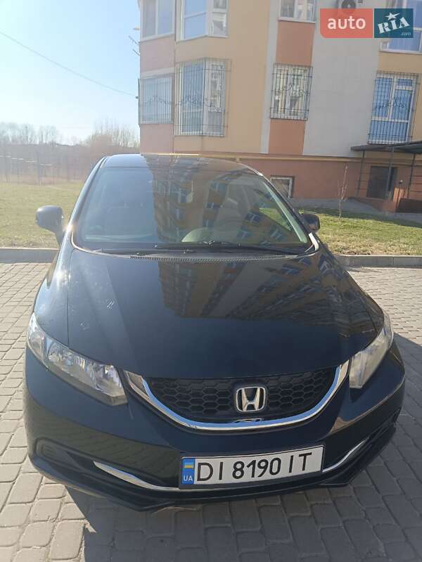 Седан Honda Civic 2013 в Тернополе