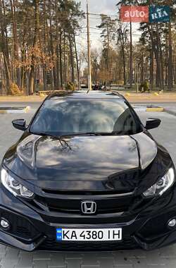 Хэтчбек Honda Civic 2019 в 