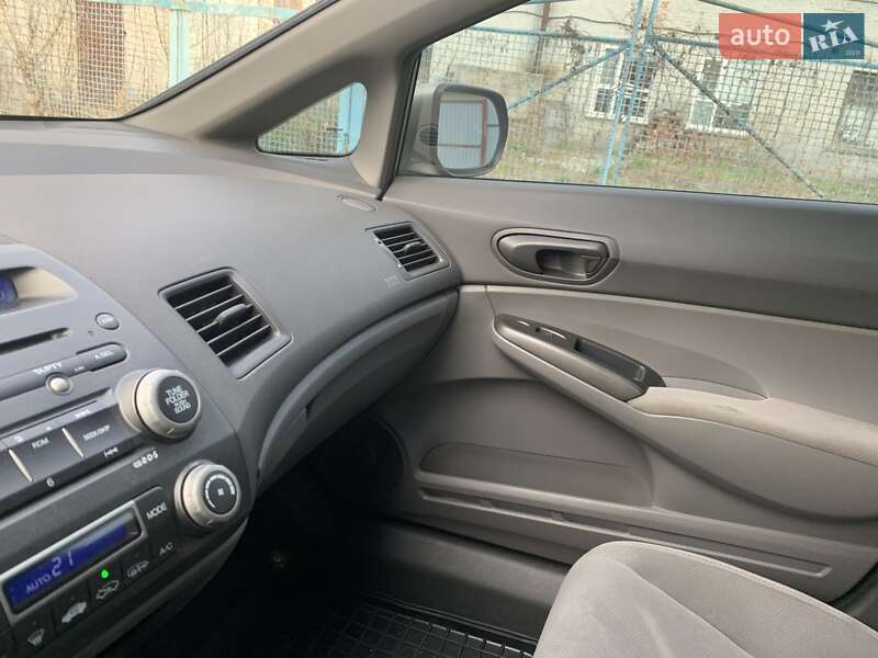 Седан Honda Civic 2008 в Кам'янському фото 22 Седан Honda Civic 2008 в Кам'янському