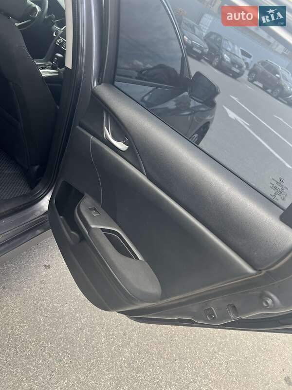 Седан Honda Civic 2018 в Харкові