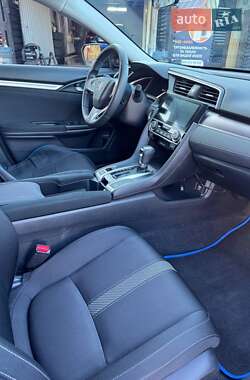Седан Honda Civic 2016 в 