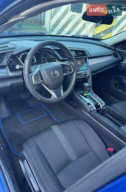 Седан Honda Civic 2016 в 