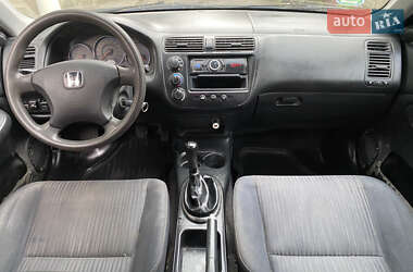 Седан Honda Civic 2004 в 