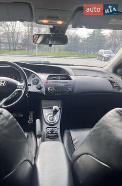 Хэтчбек Honda Civic 2008 в 