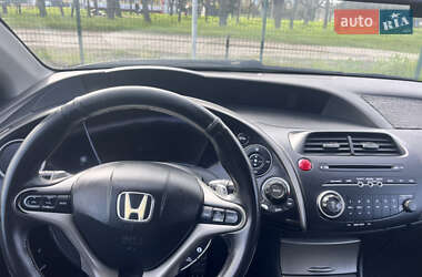 Хэтчбек Honda Civic 2008 в 