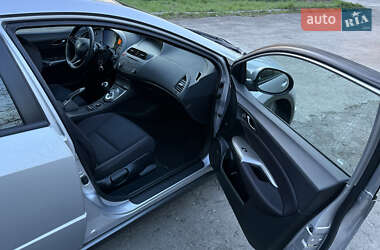 Хэтчбек Honda Civic 2010 в 