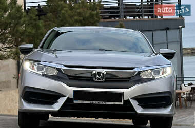 Седан Honda Civic 2017 в 
