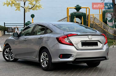 Седан Honda Civic 2017 в 