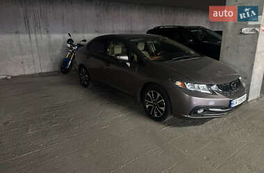 Седан Honda Civic 2014 в 