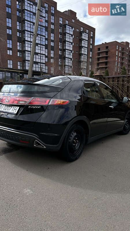 Хэтчбек Honda Civic 2008 в Полтаве