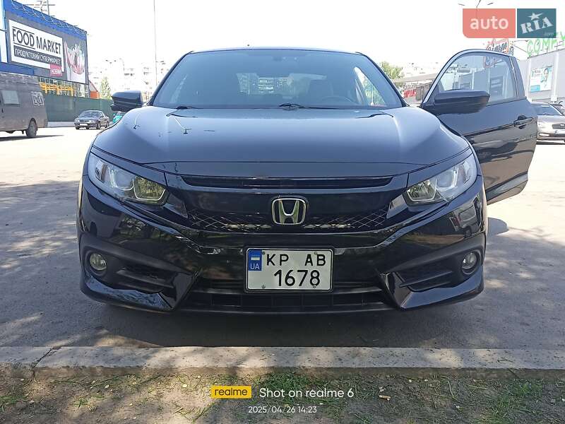 Хетчбек Honda Civic 2018 в 